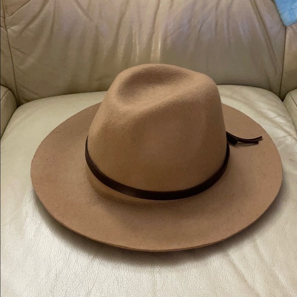 Felt hats bundle - Picture 6 of 7